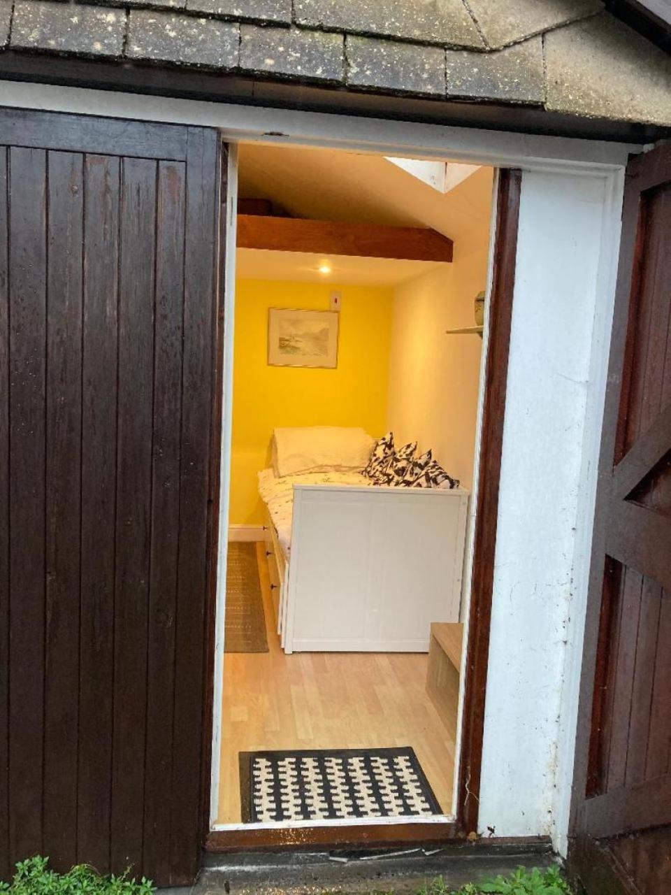 Studio Annexe With Separate Shower Room Broadhempston Eksteriør billede